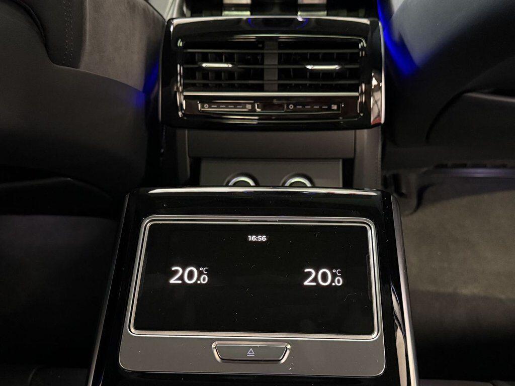 Audi A8 view 43