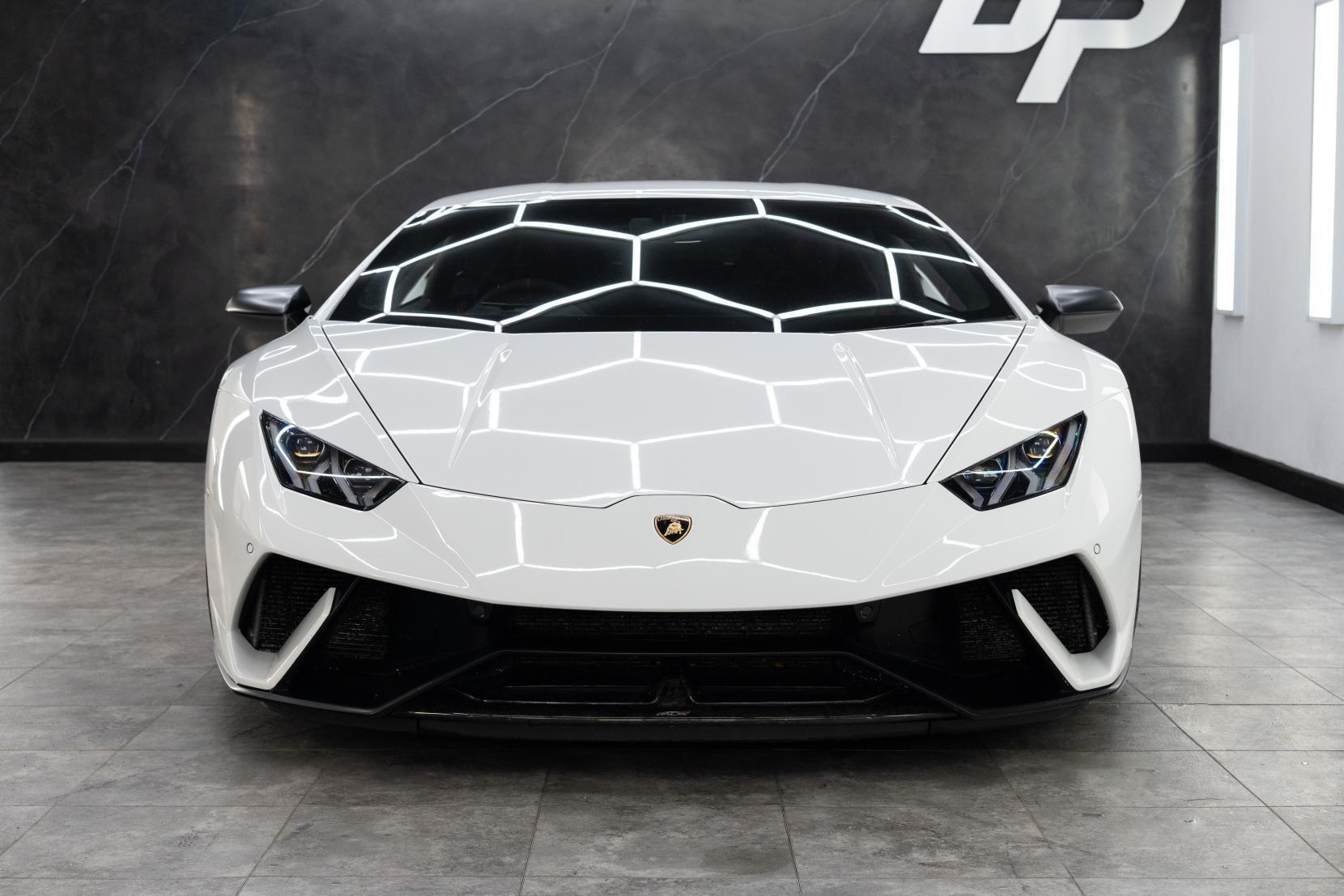 Lamborghini Huracan view 23