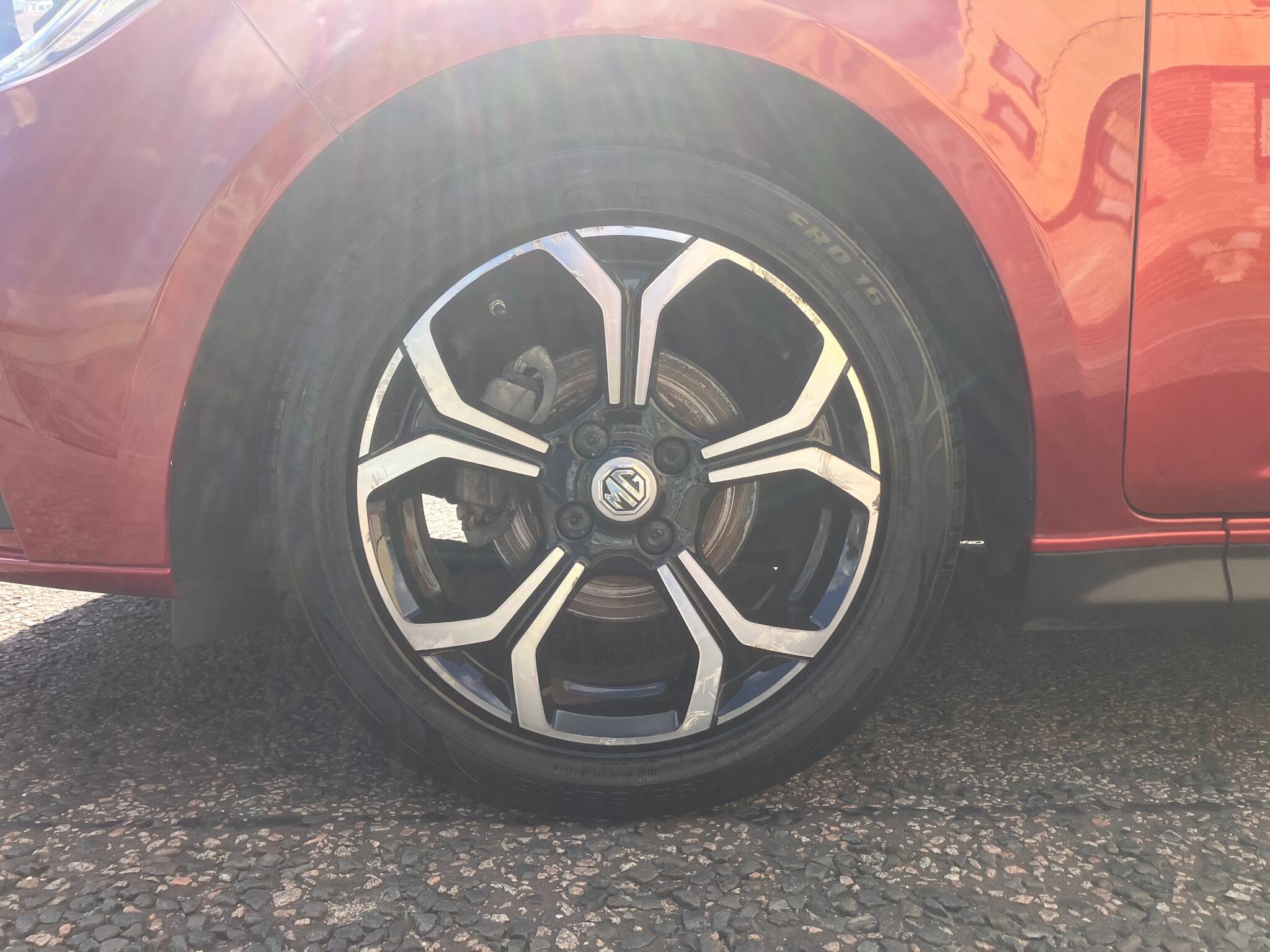 MG MG3 view 28