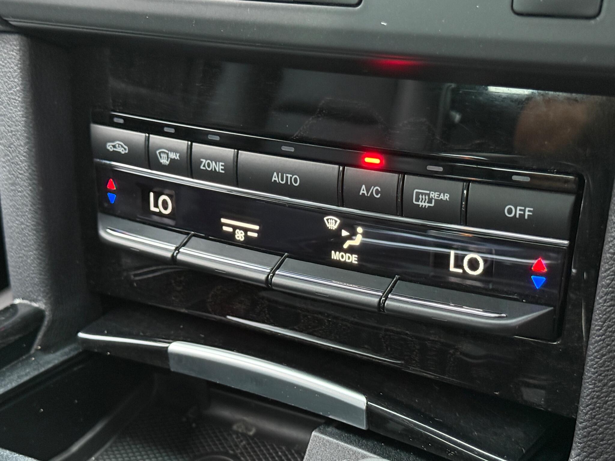 Mercedes-Benz E Class - Image 56