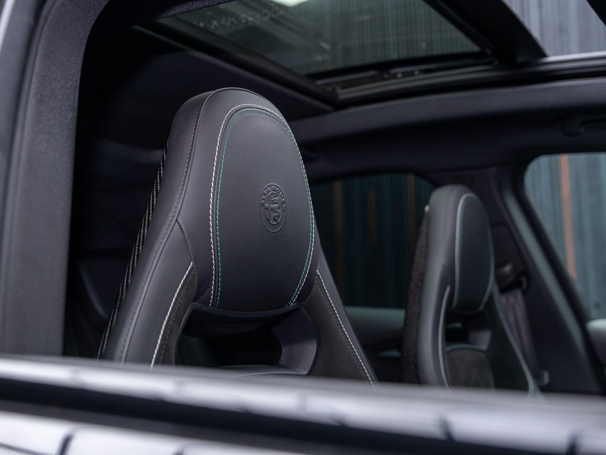 Alfa Romeo Stelvio view 8