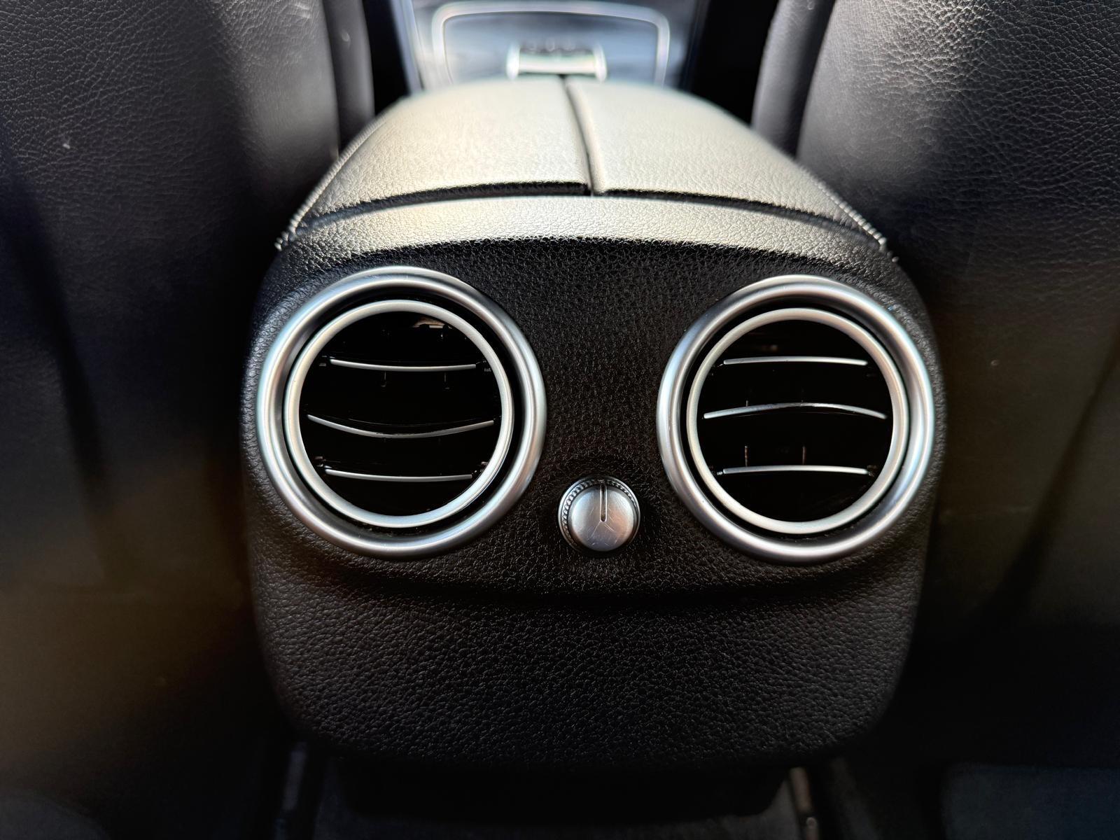 Mercedes-Benz C-Class view 45