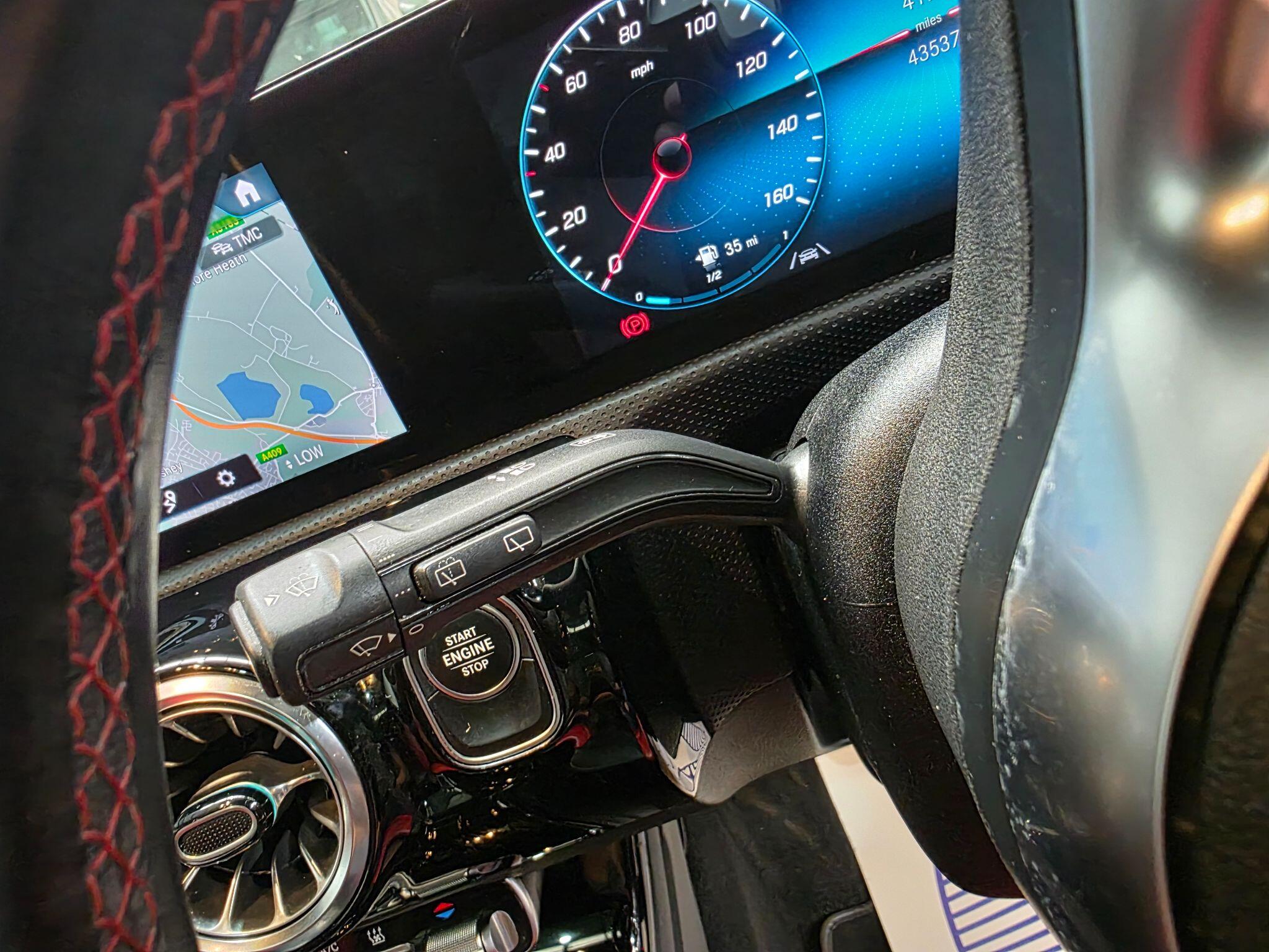Mercedes-Benz Cla view 23