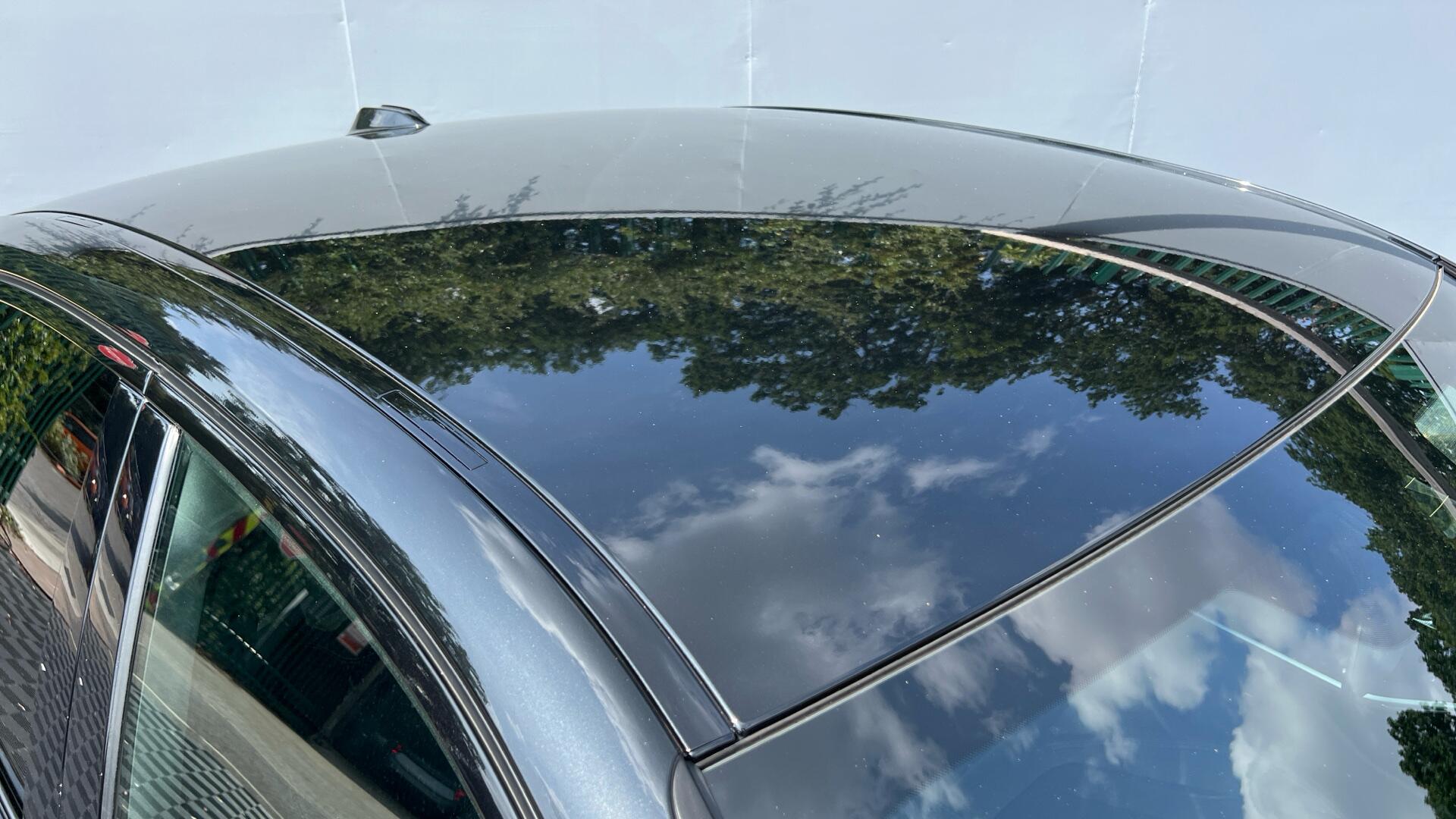 BMW 3 Series view 21