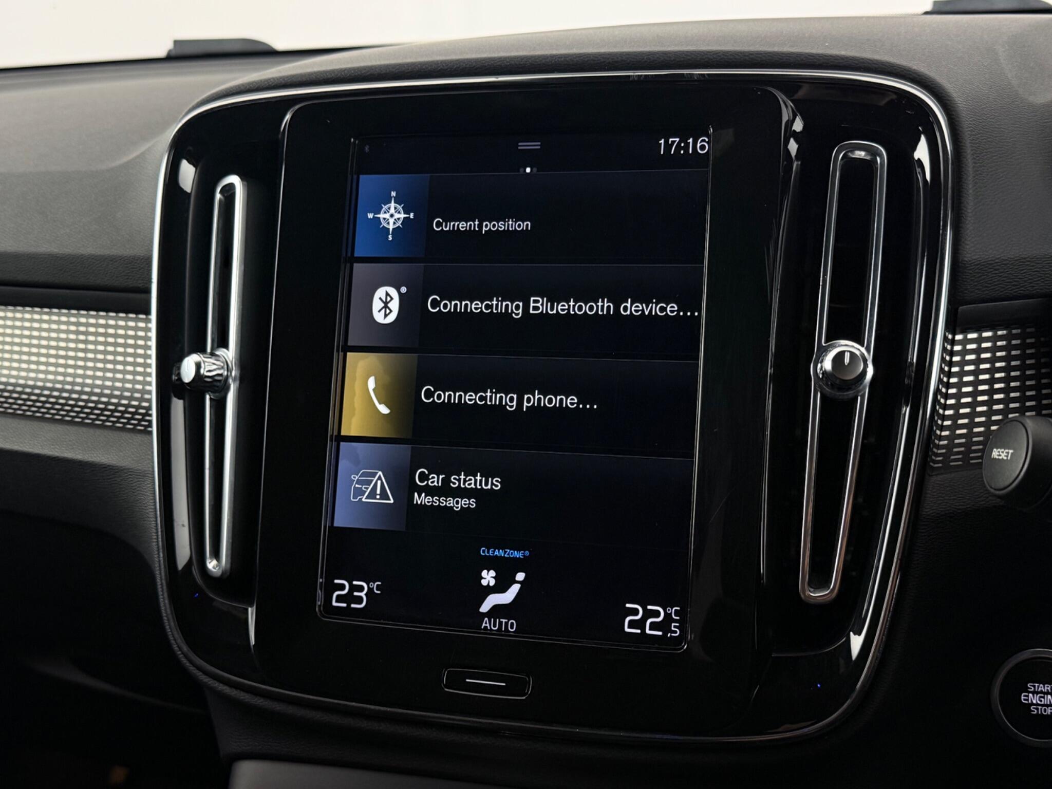 Volvo XC40 view 20