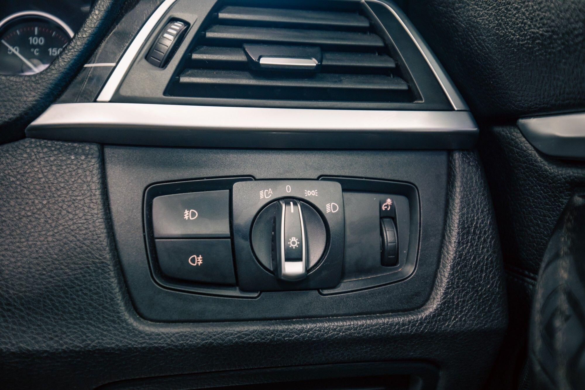 BMW 4 Series view 14