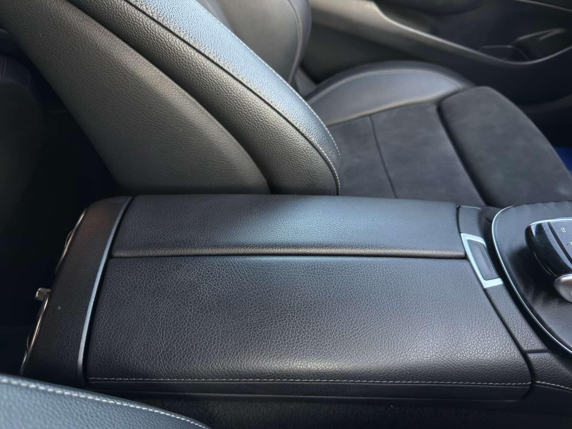 Mercedes-Benz E Class view 64