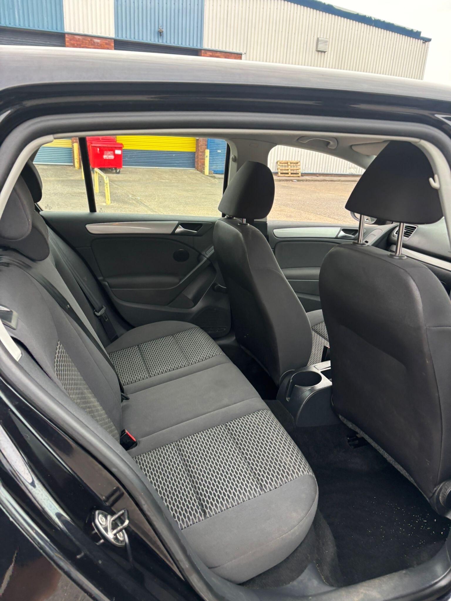 Volkswagen Golf view 35