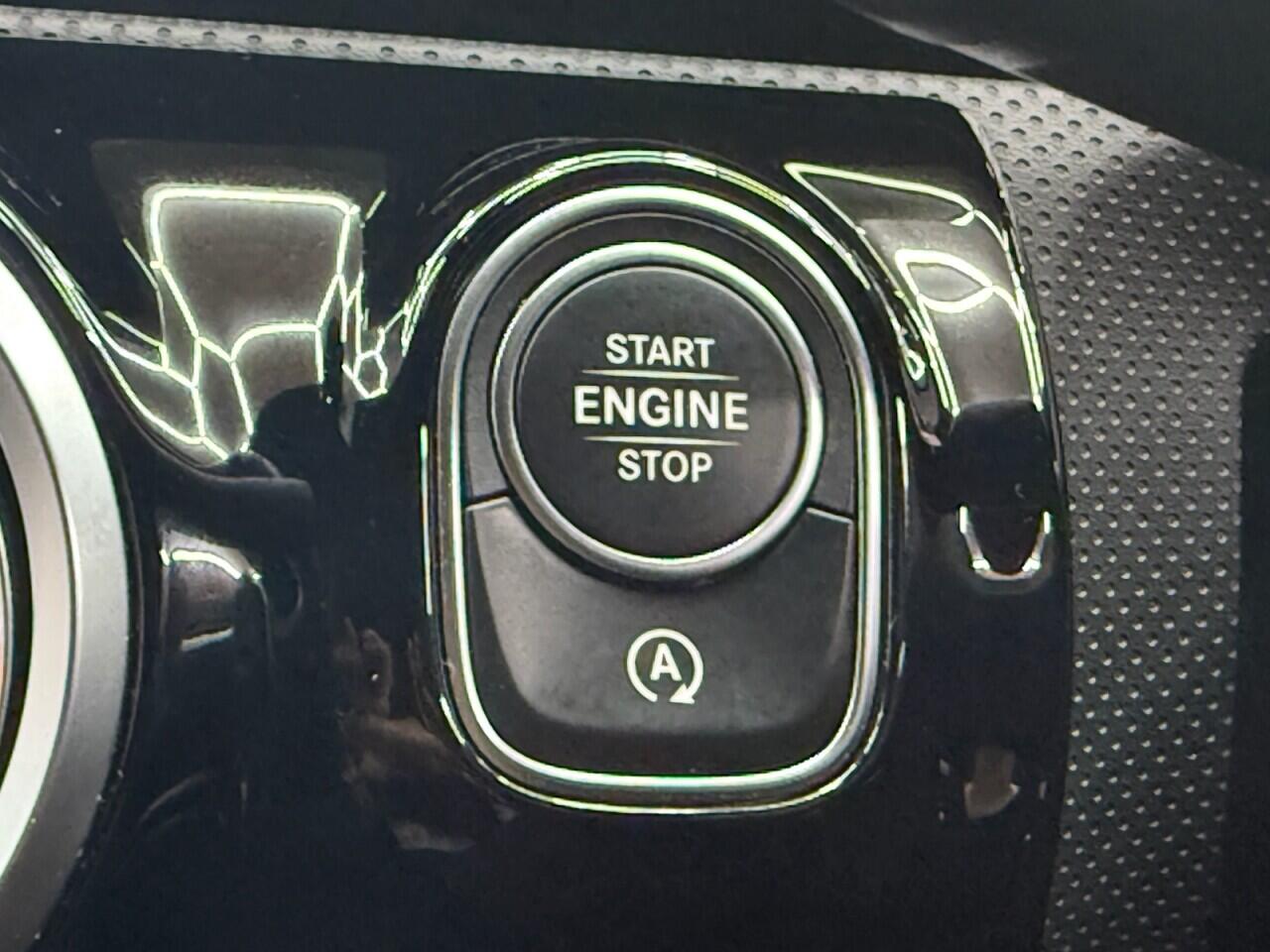 Mercedes-Benz A-Class view 25