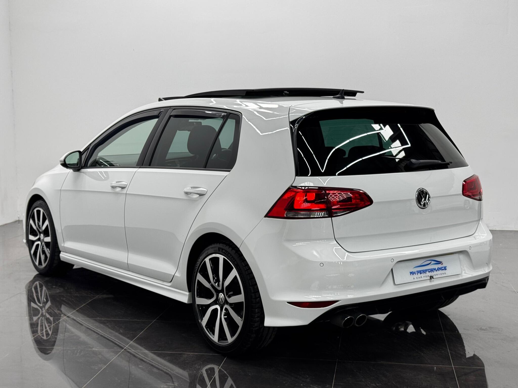 Volkswagen Golf view 43