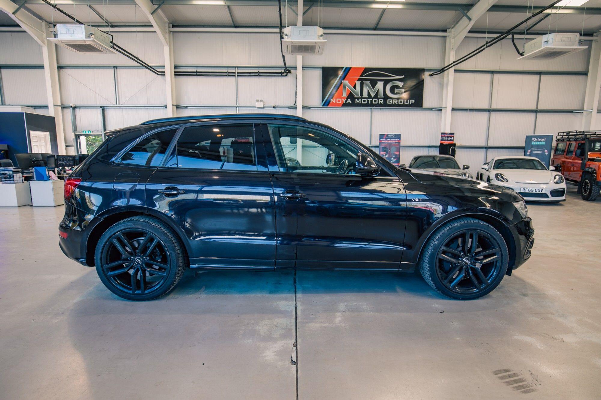 Audi SQ5 view 23