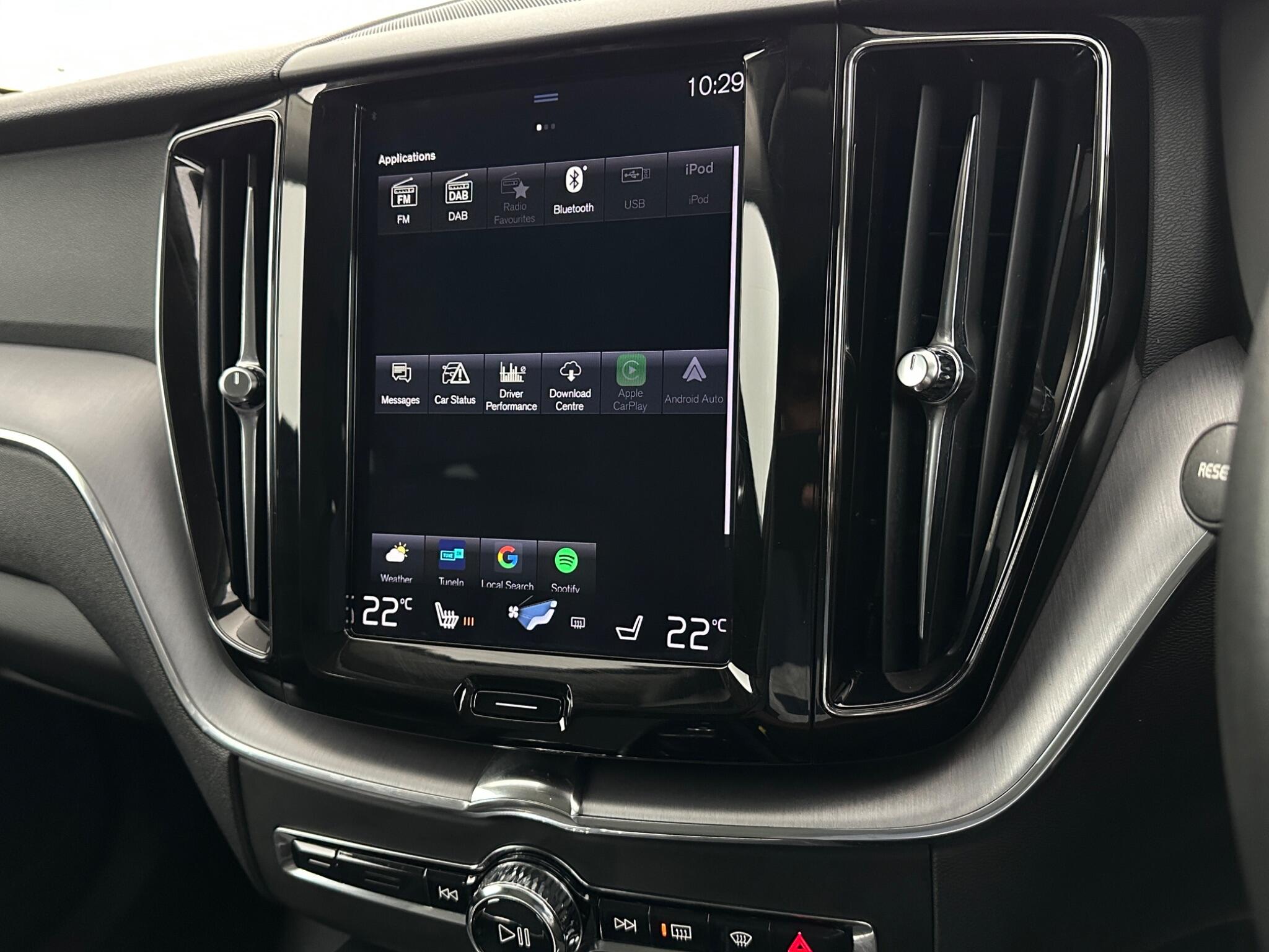 Volvo XC60 view 25