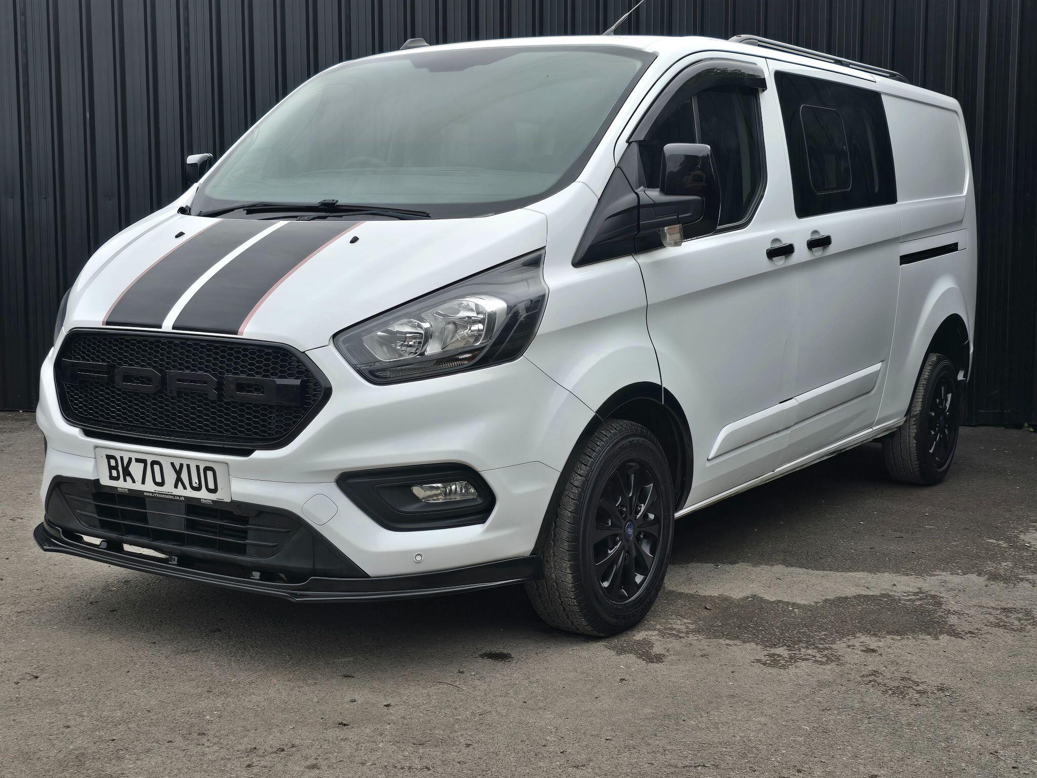 Ford Transit Custom view 16