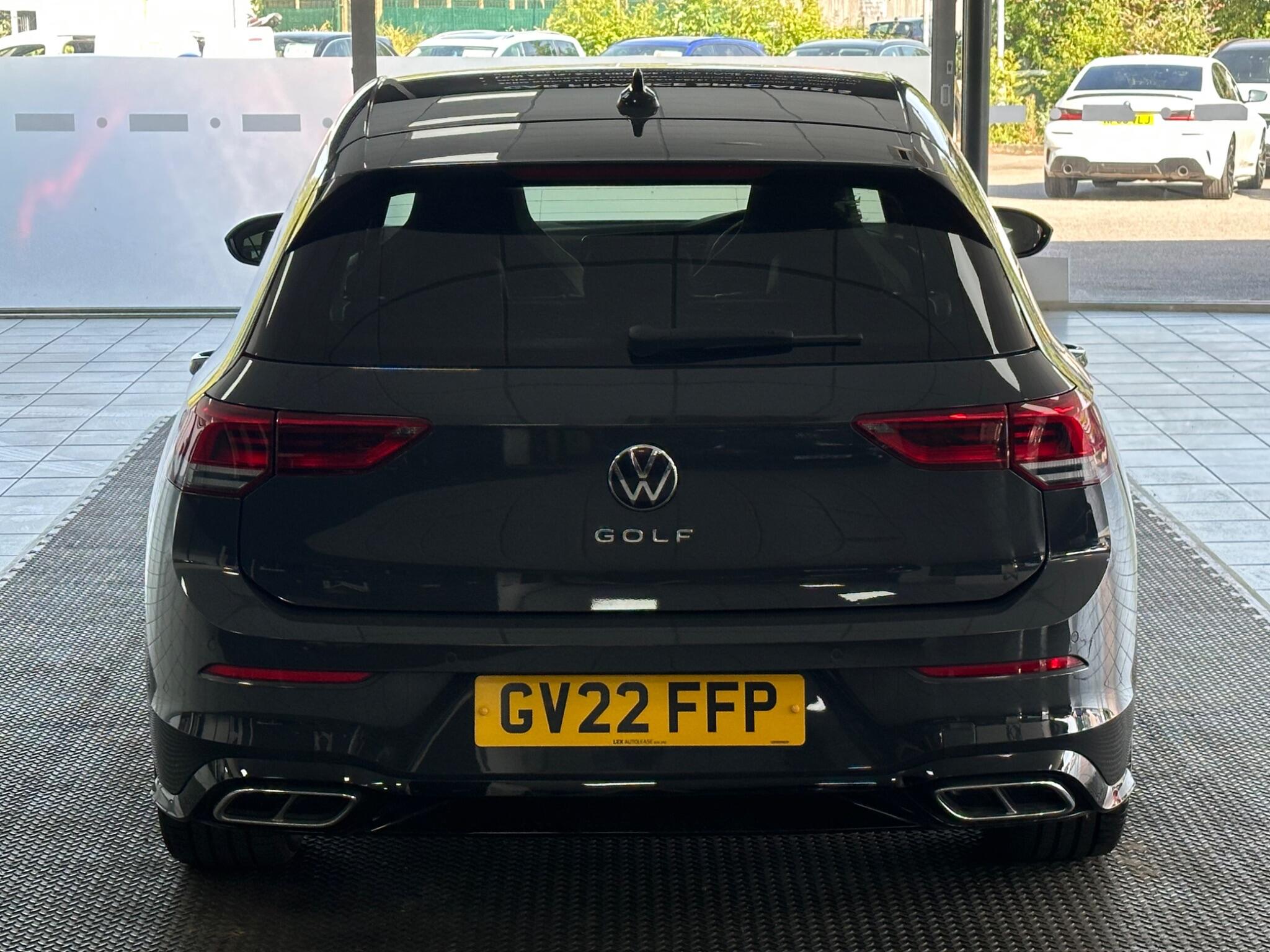 Volkswagen Golf view 12