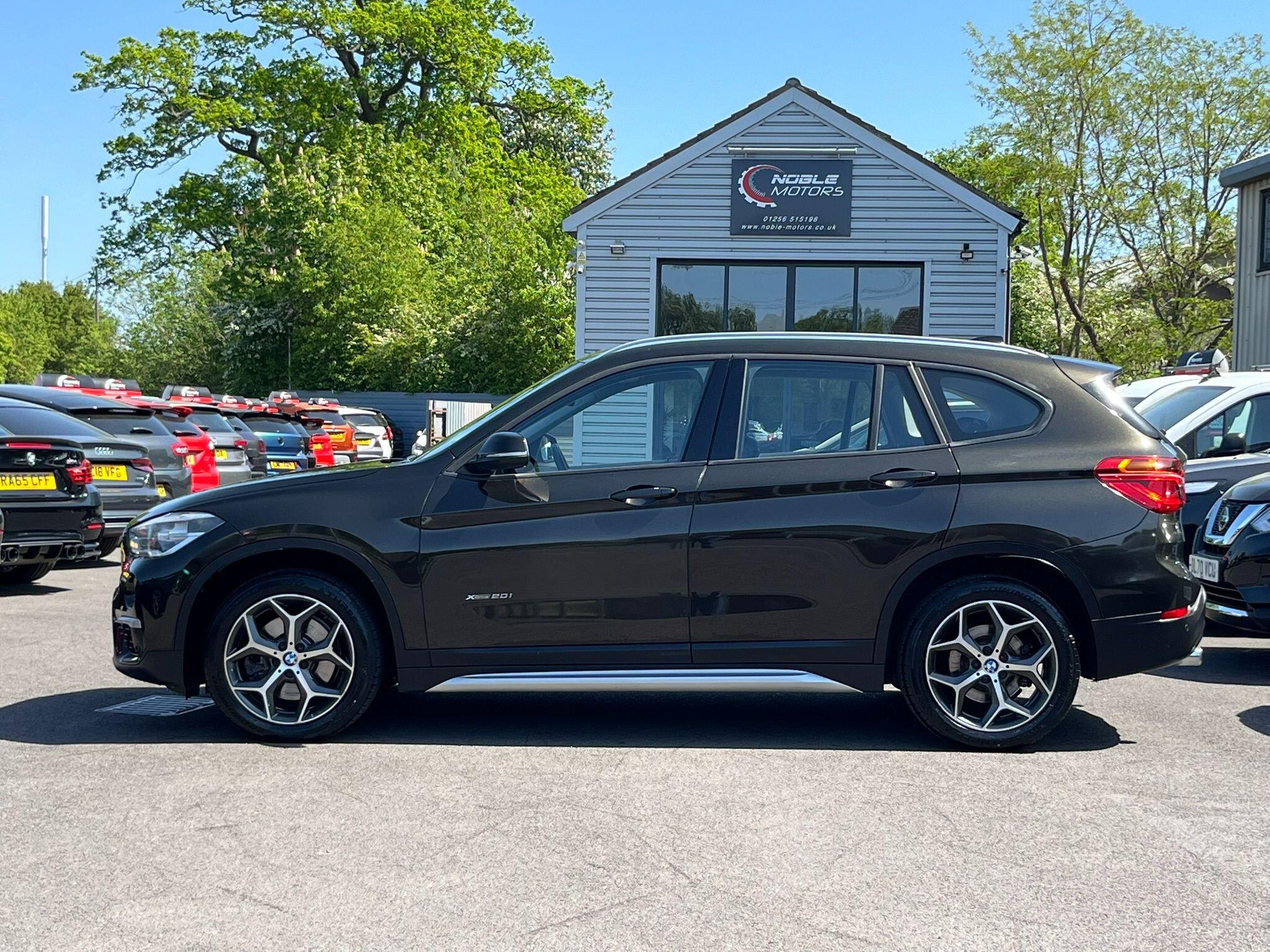 BMW X1 view 4