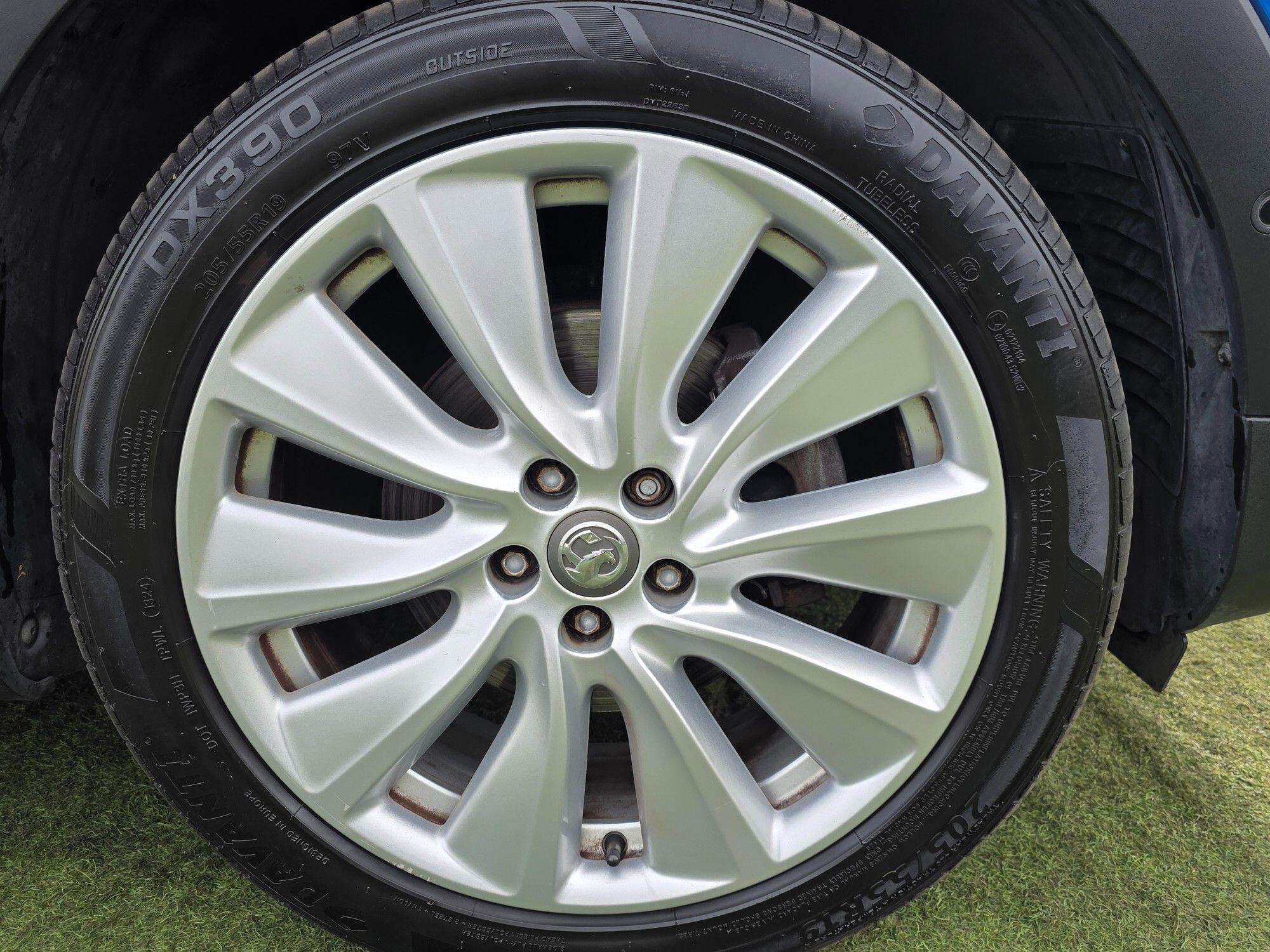 Vauxhall Grandland X view 22