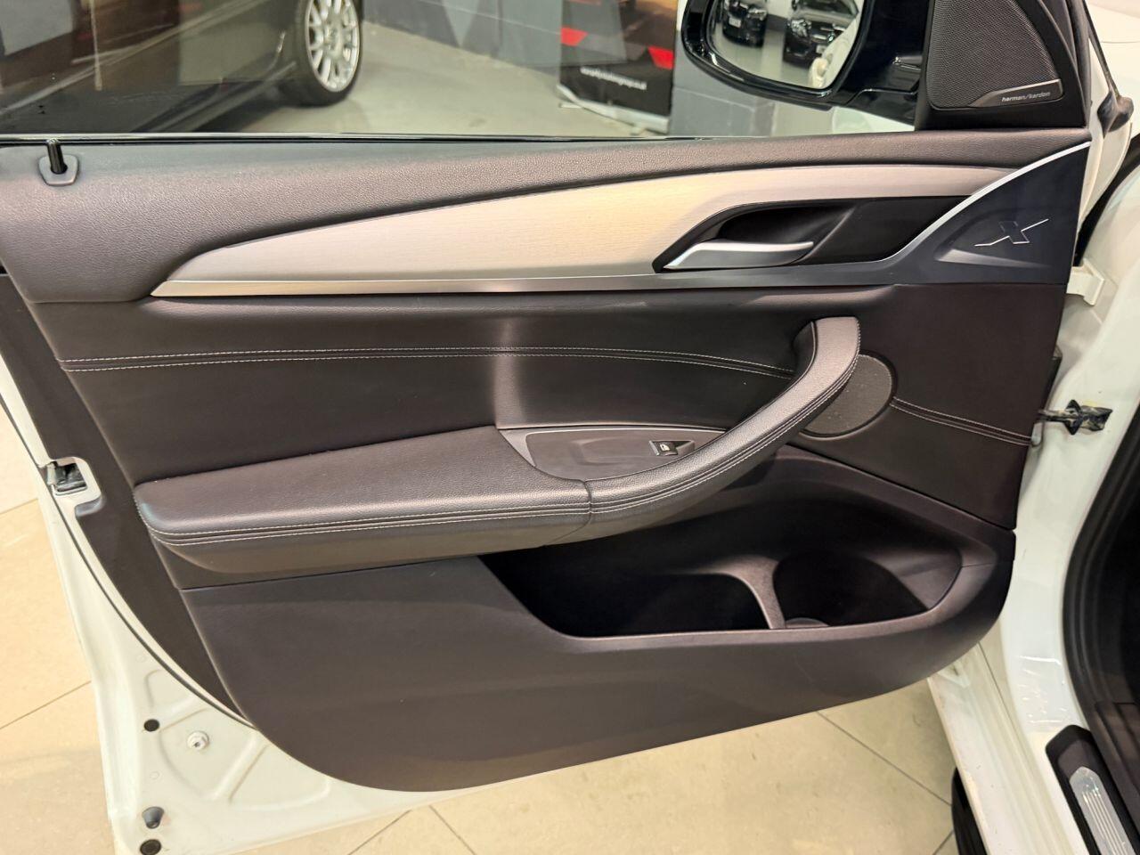BMW X3 view 35