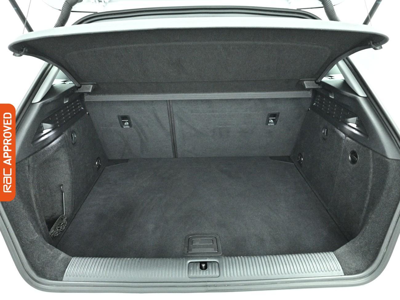 Audi A3 view 27