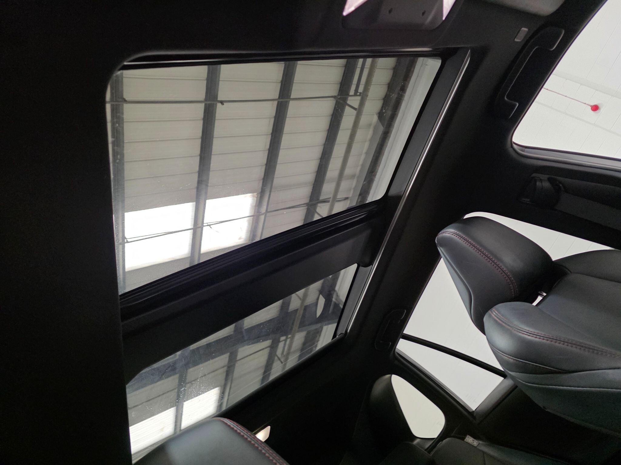 Toyota RAV4 view 7
