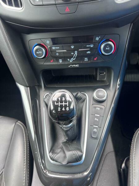 2014 Ford Focus image 15