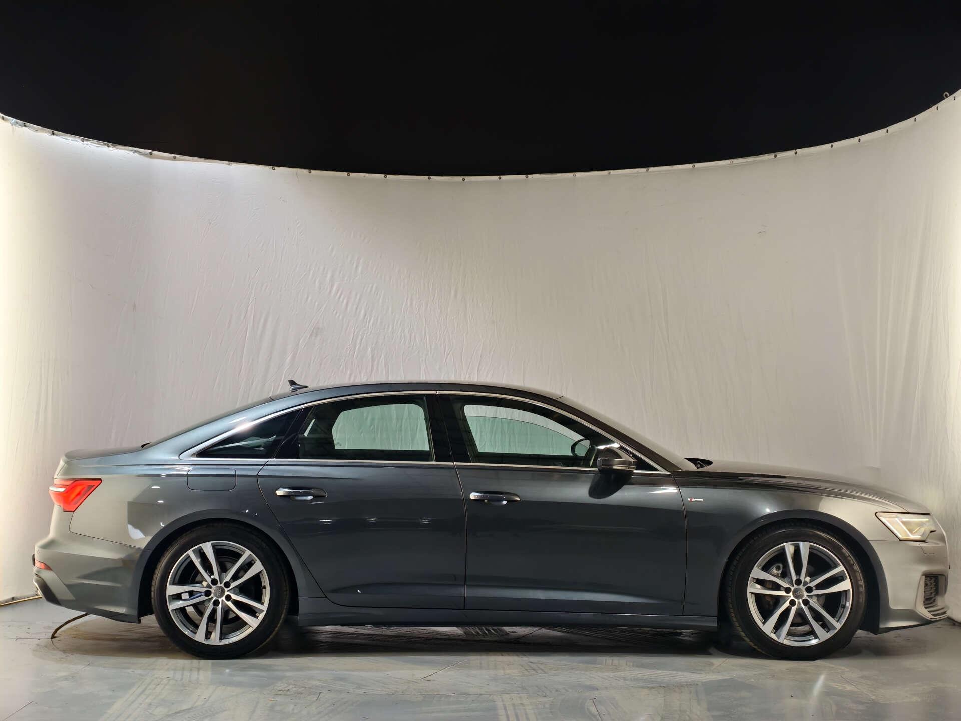 Audi A6 Saloon view 10