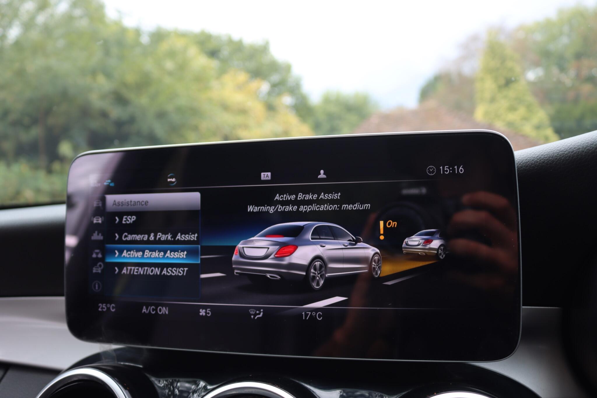 Mercedes-Benz C Class view 41