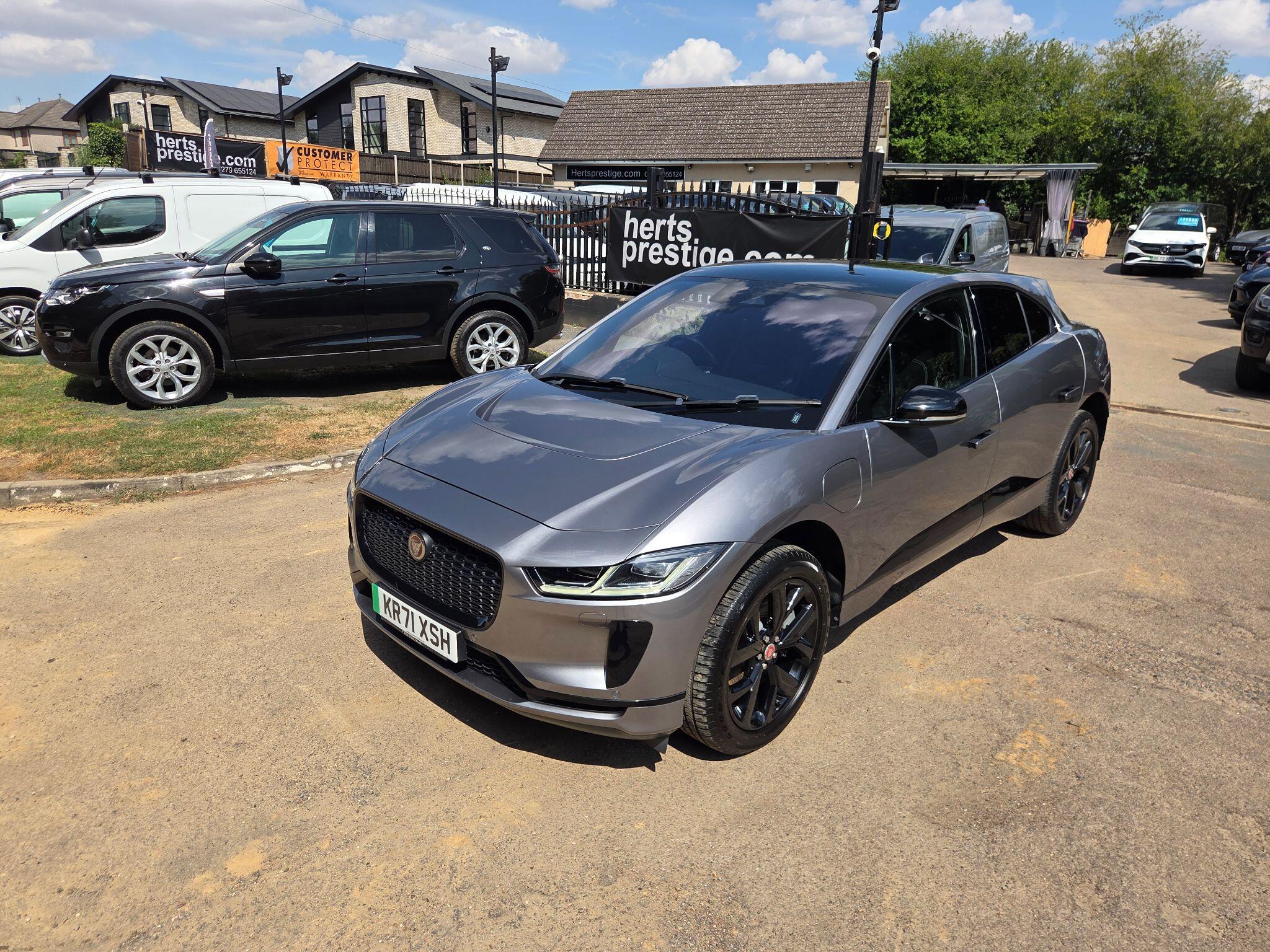 Jaguar I-Pace view 17