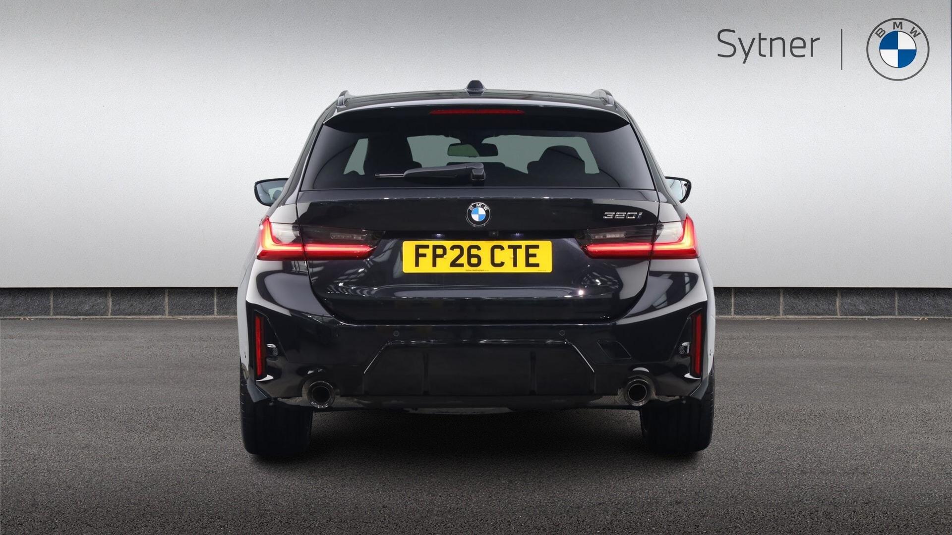 BMW 3 Series view 15