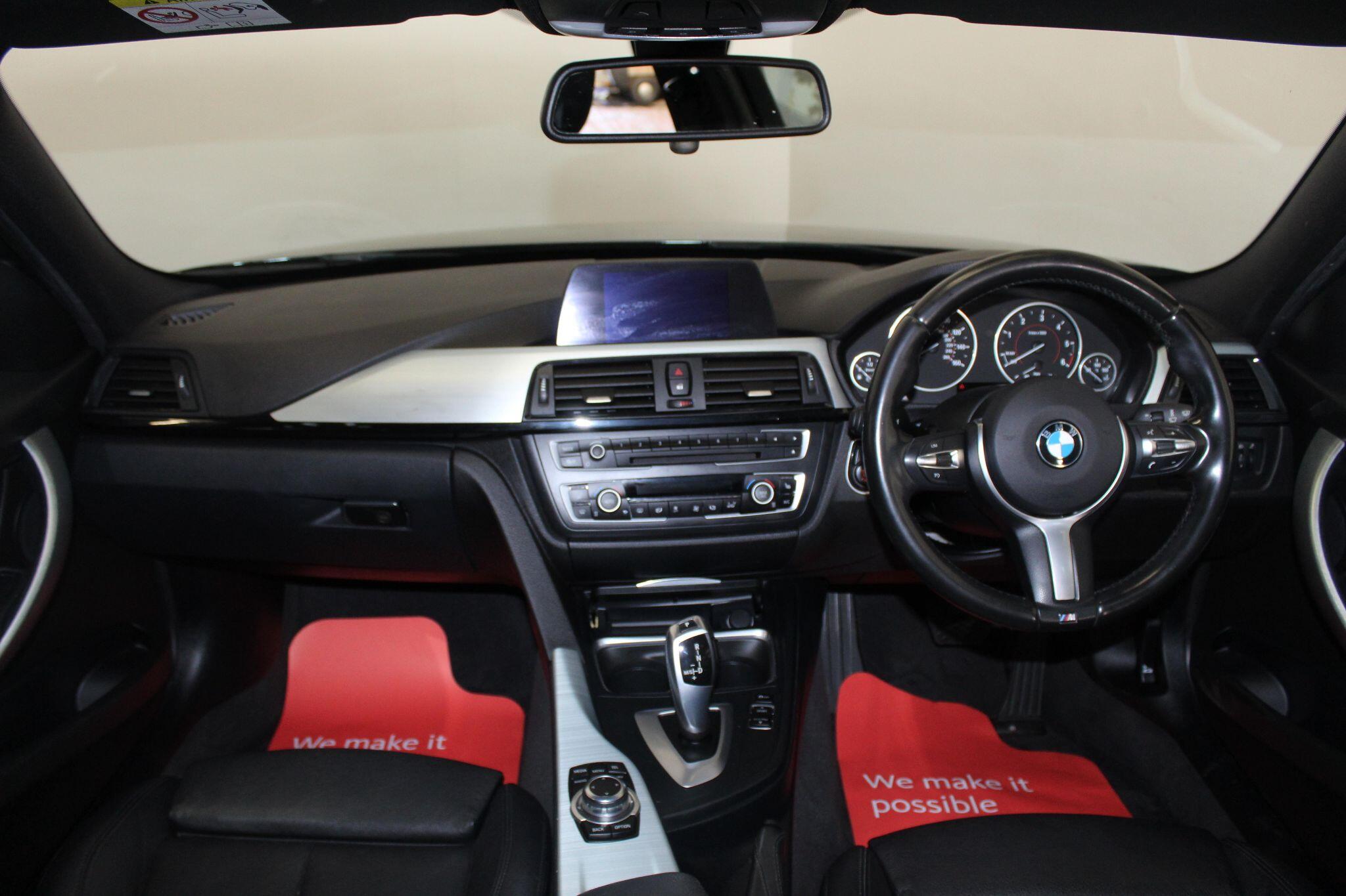 BMW 3 Series view 28