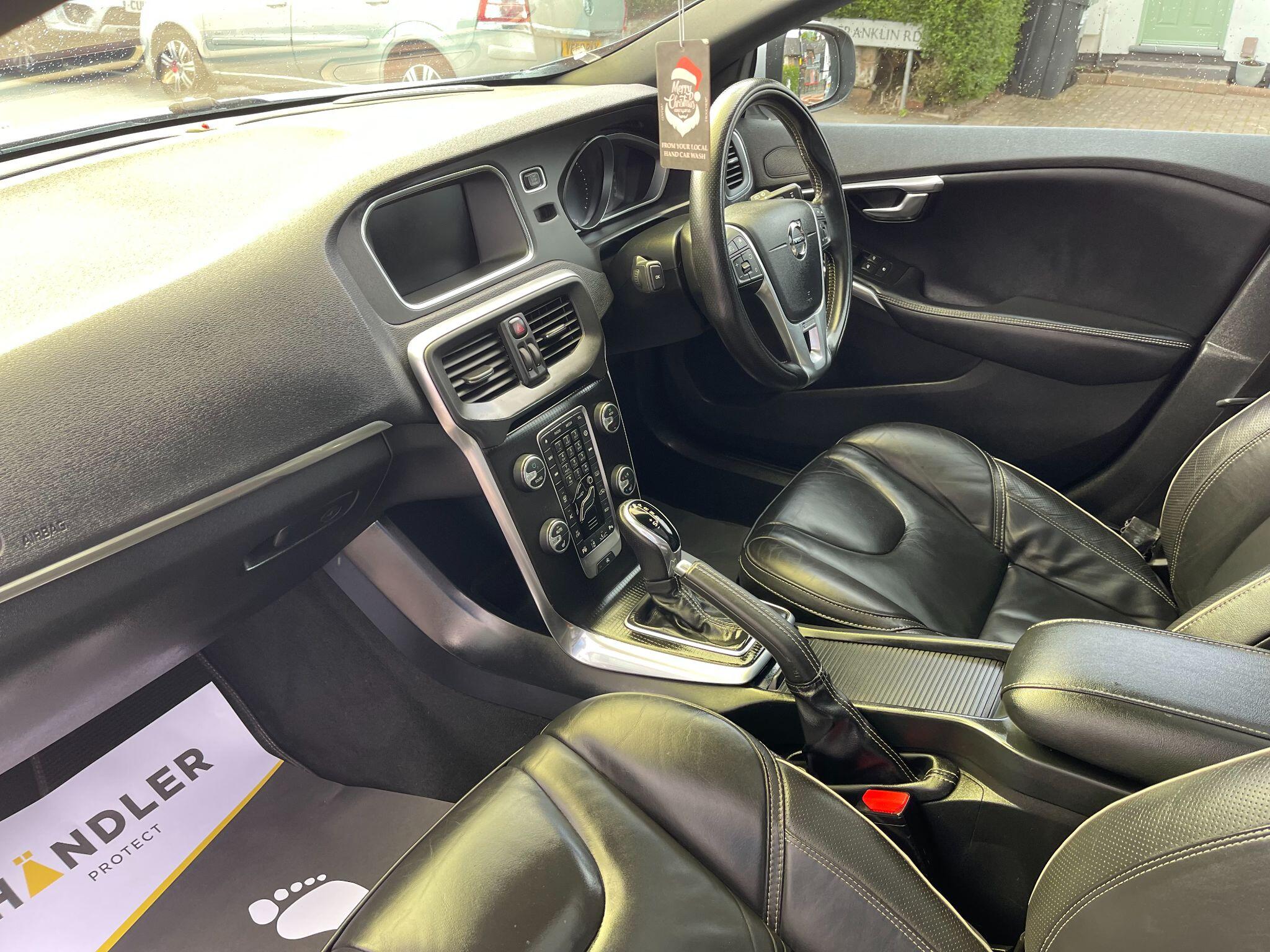 Volvo V40 view 35