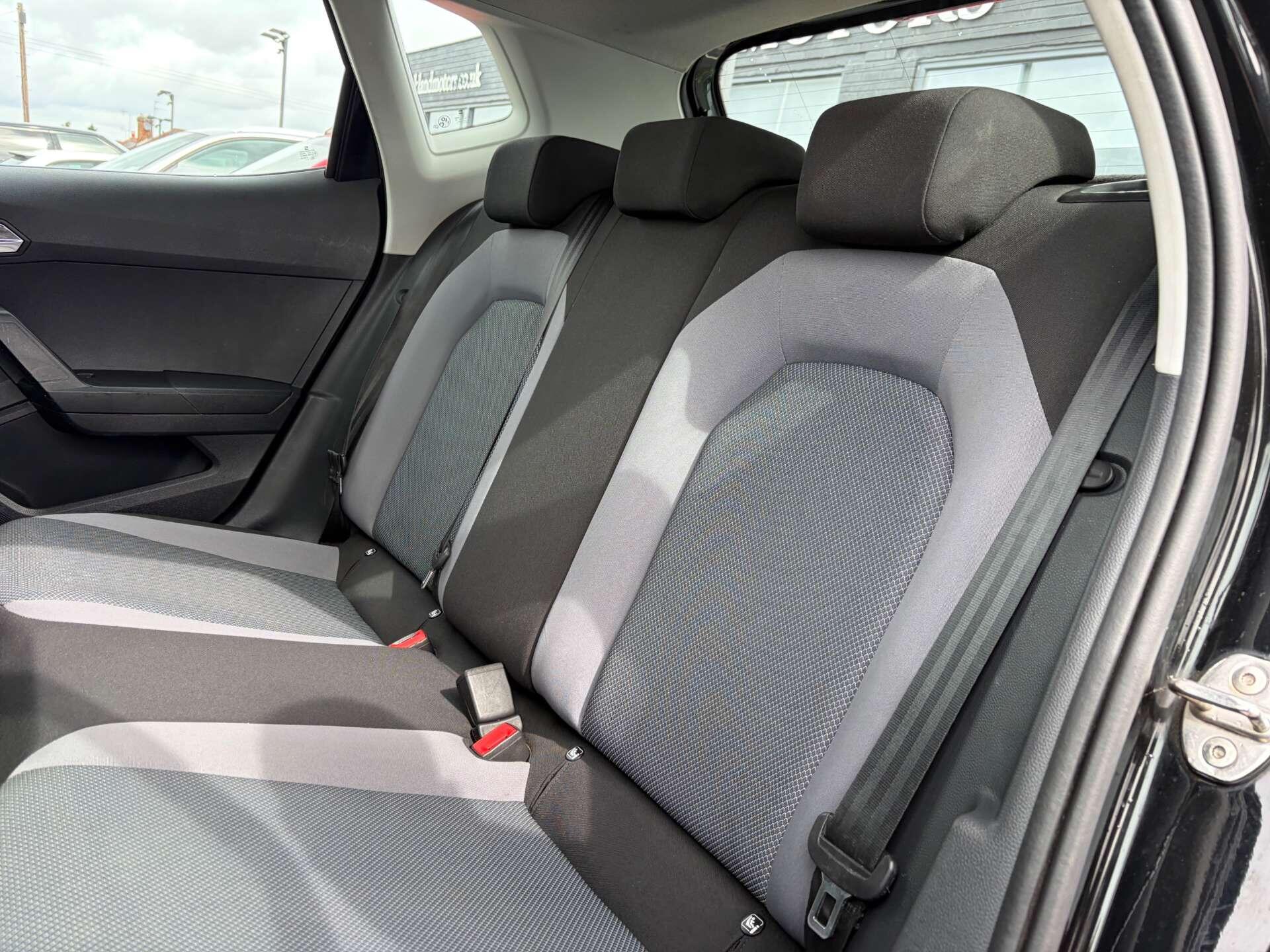 Seat Arona view 23