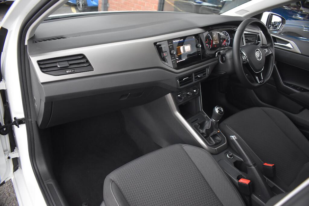 Volkswagen Polo view 32