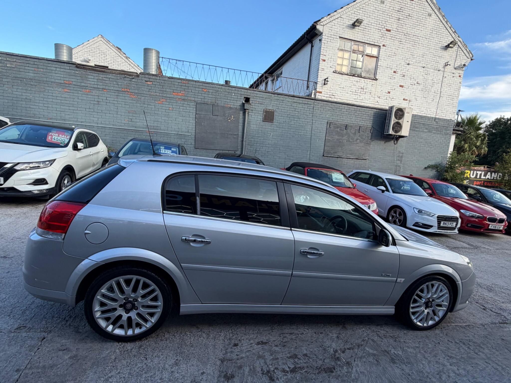 Vauxhall Signum view 8
