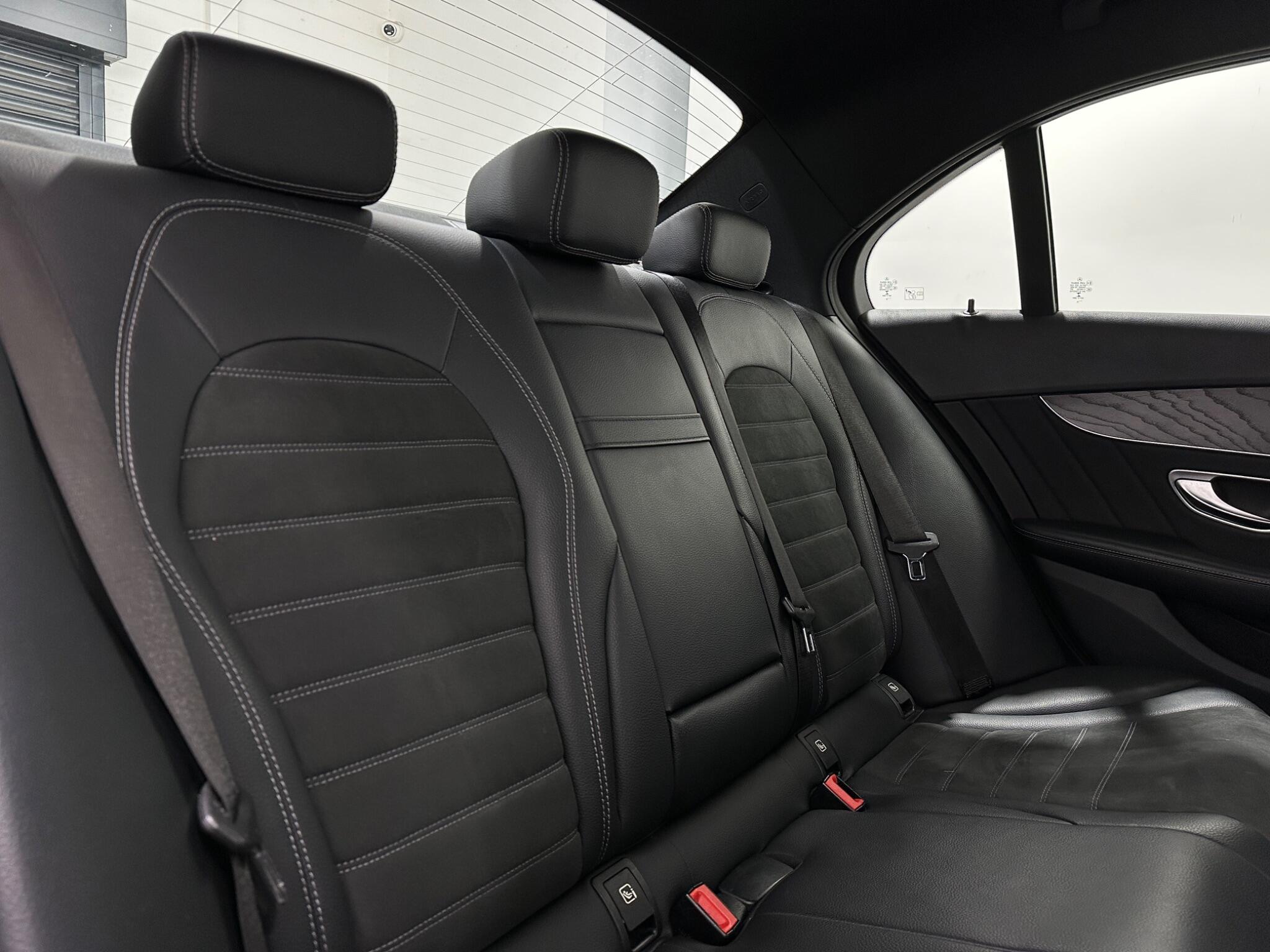 Mercedes-Benz C Class view 43