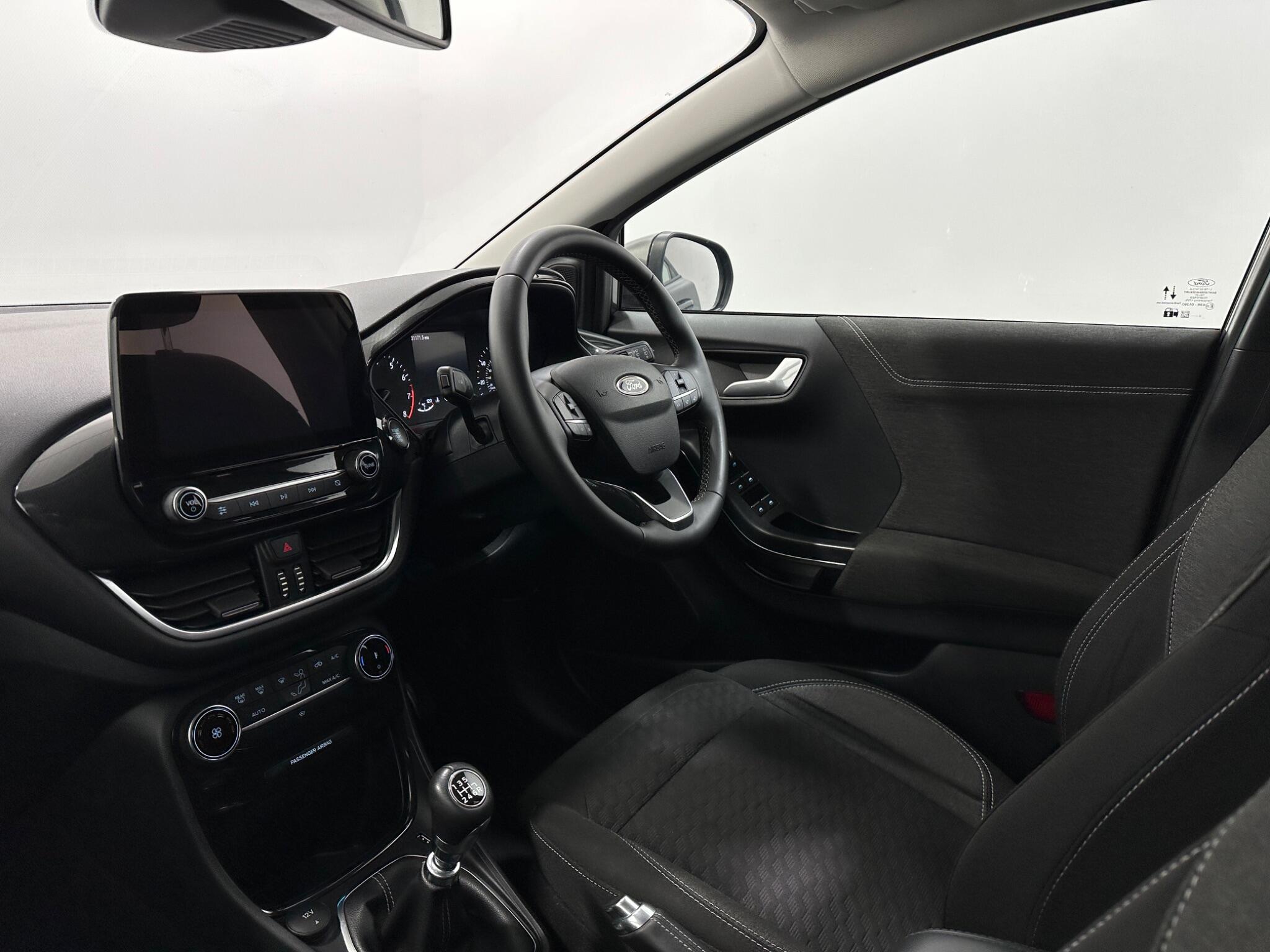 Ford Puma view 29