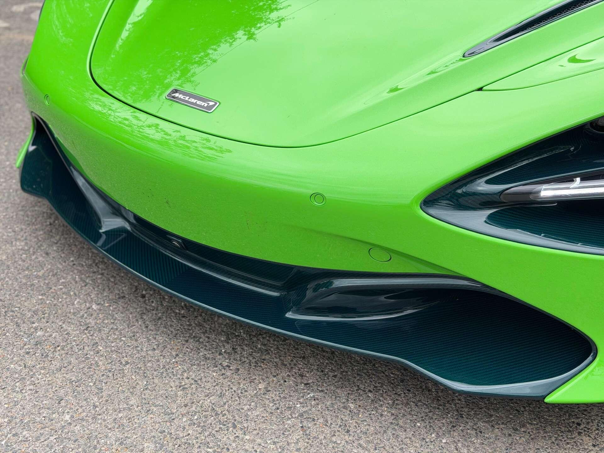Mclaren 720s view 22