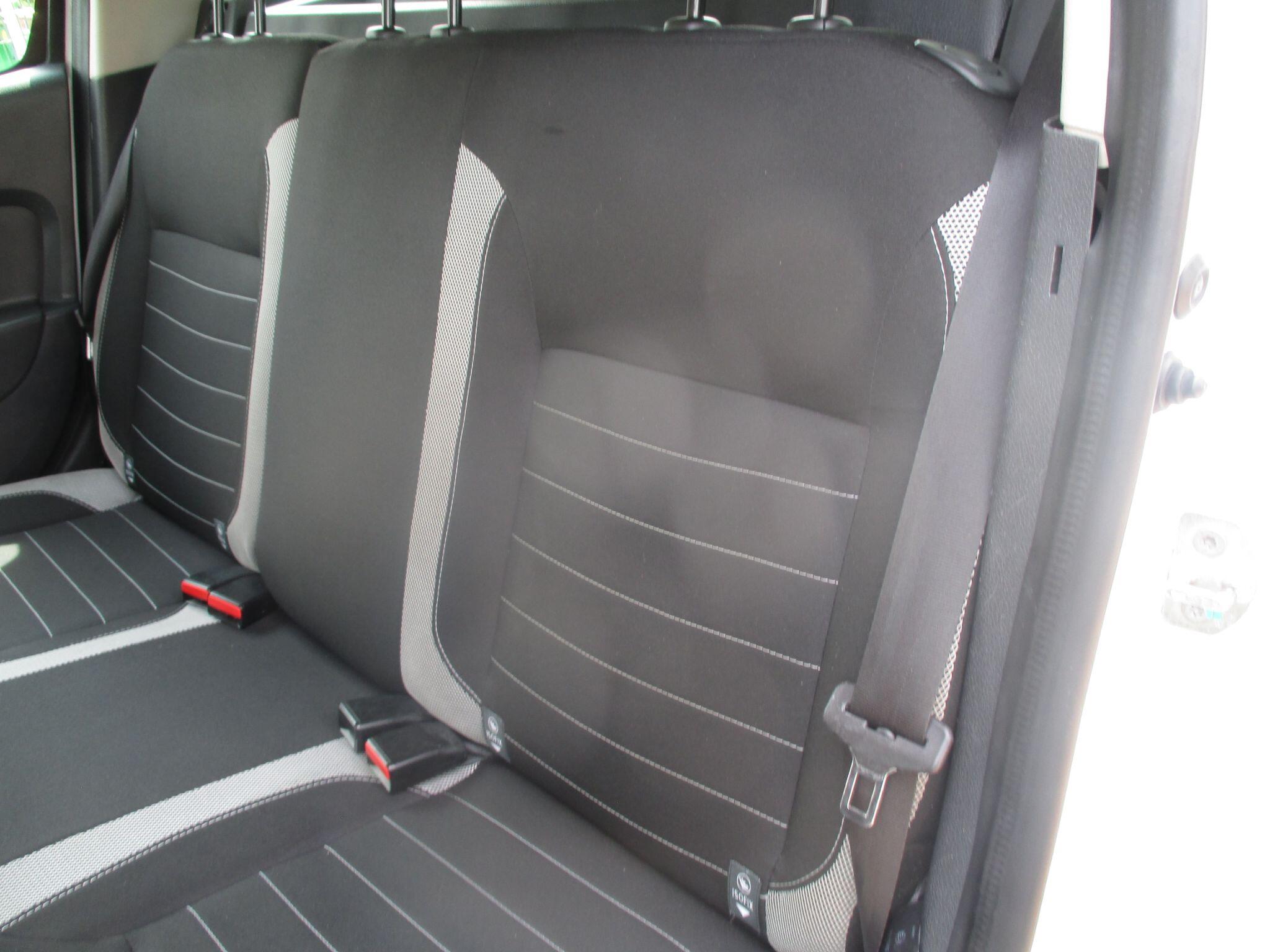 Dacia Logan MCV Stepway view 31
