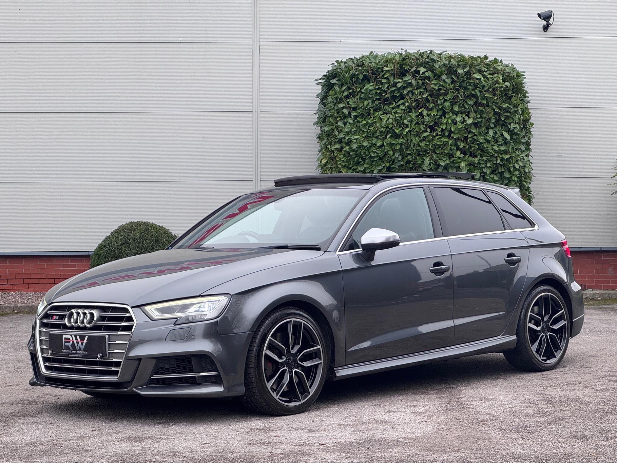 Audi S3 view 18