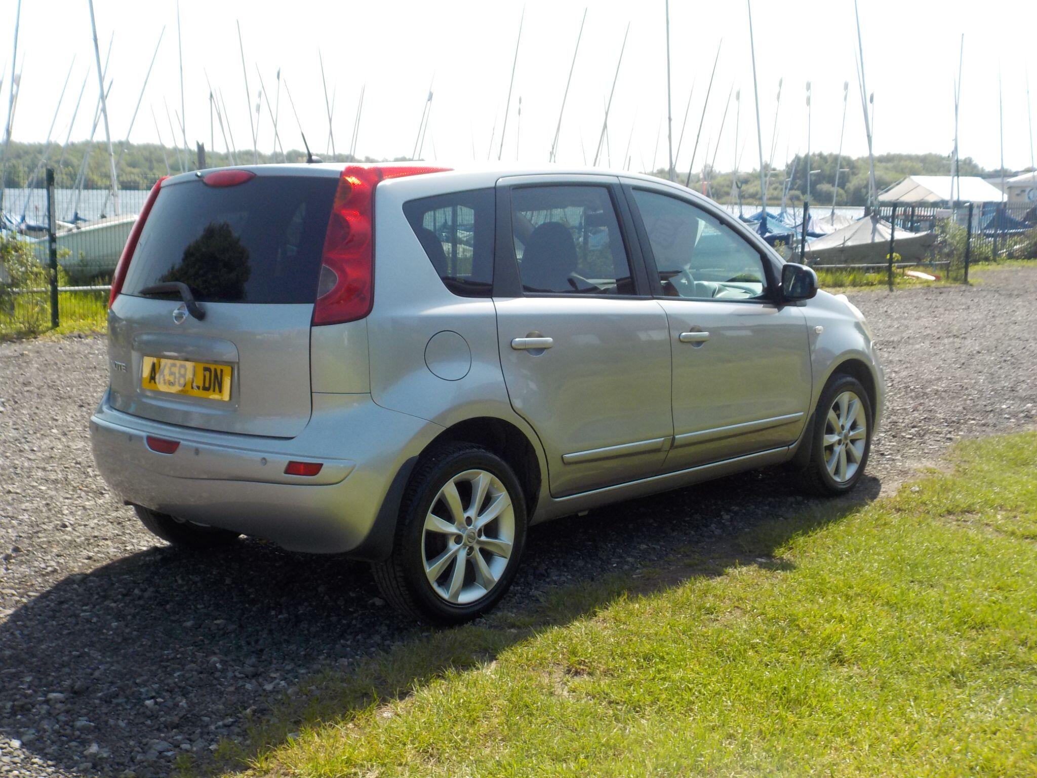 Nissan Note 1.6 16V Tekna Auto Euro 4 5dr