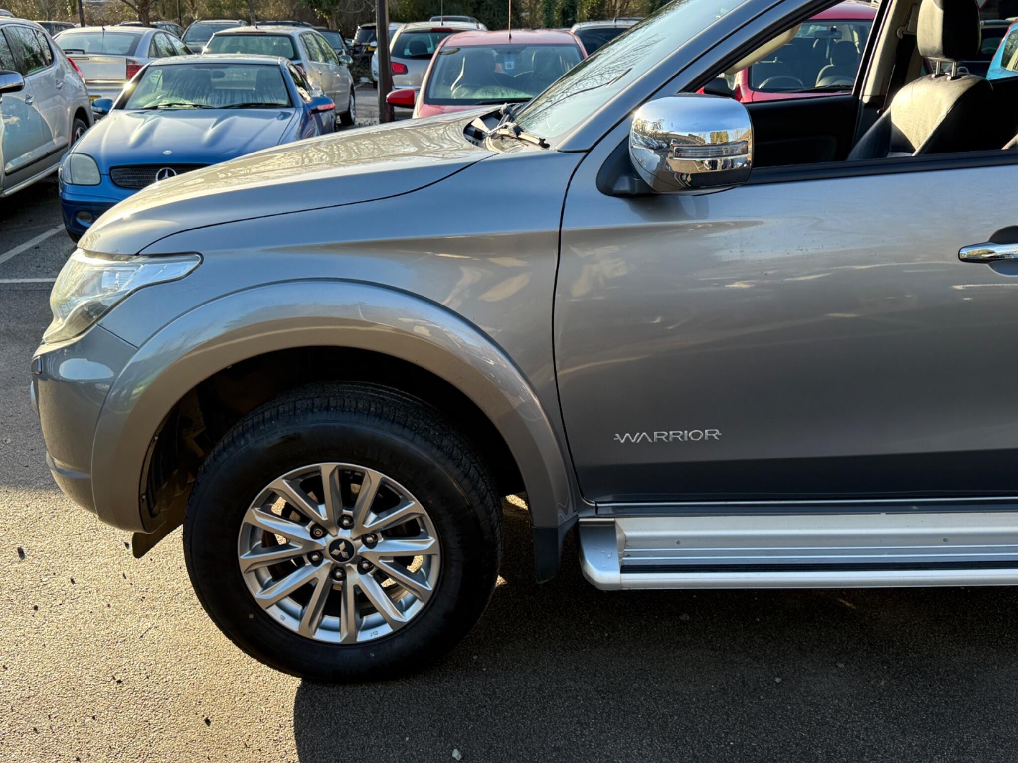 Mitsubishi L200 - Image 12