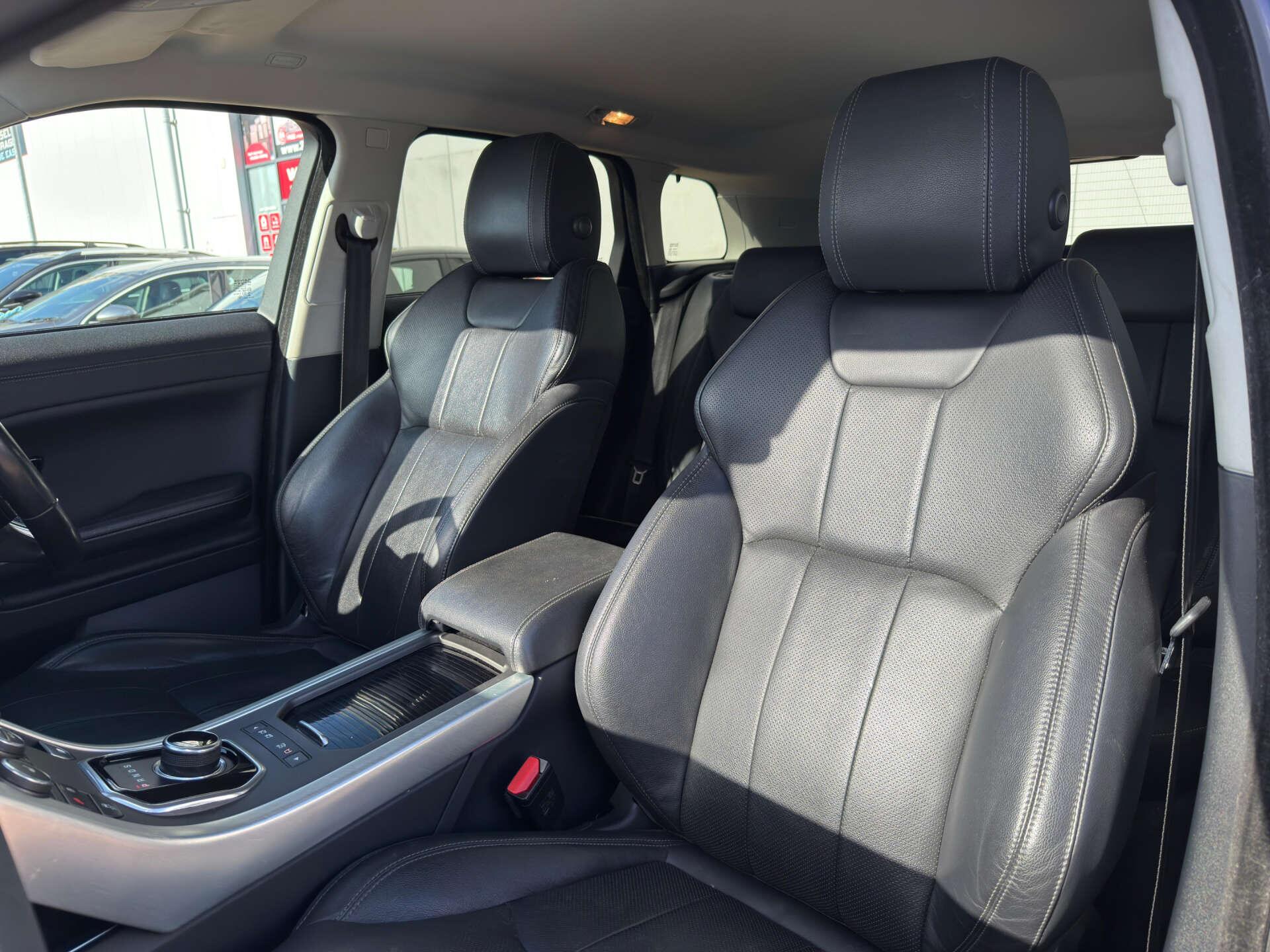 Land Rover Range Rover Evoque view 61