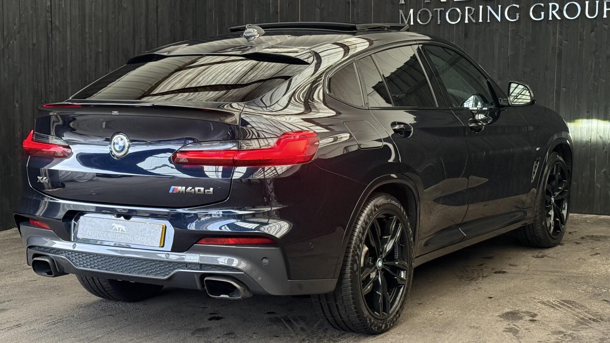 BMW X4 view 13
