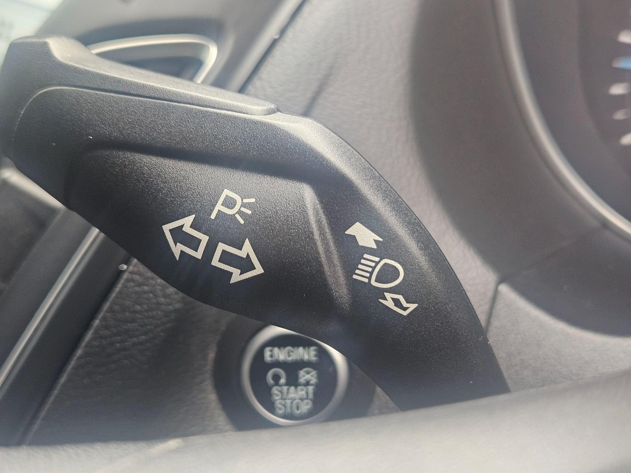 2017 Ford Focus image 36