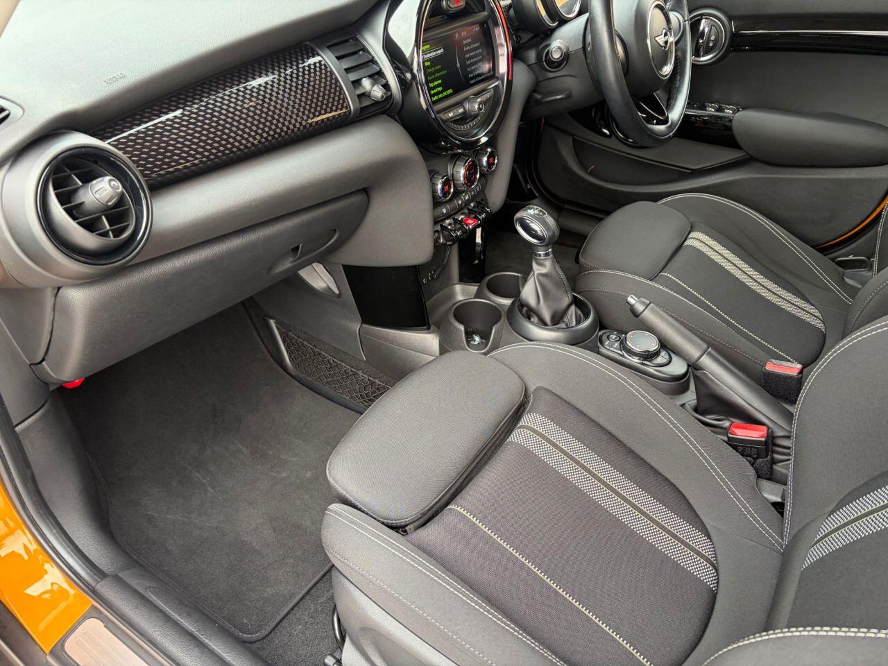 Mini Hatch view 16