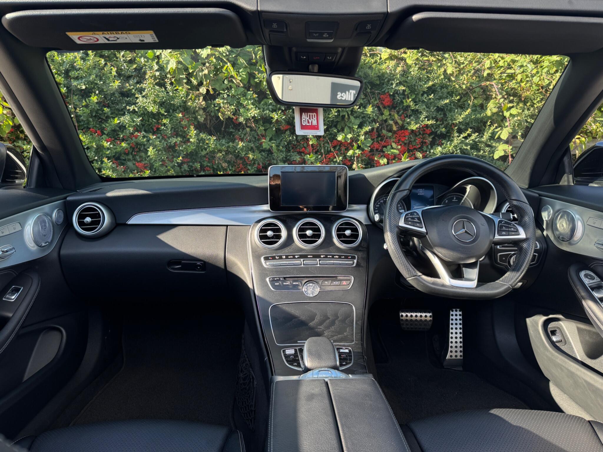 Mercedes-Benz C-Class view 20