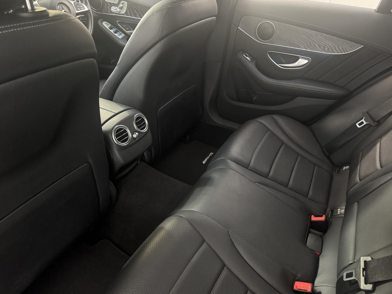 Mercedes-Benz C Class view 53