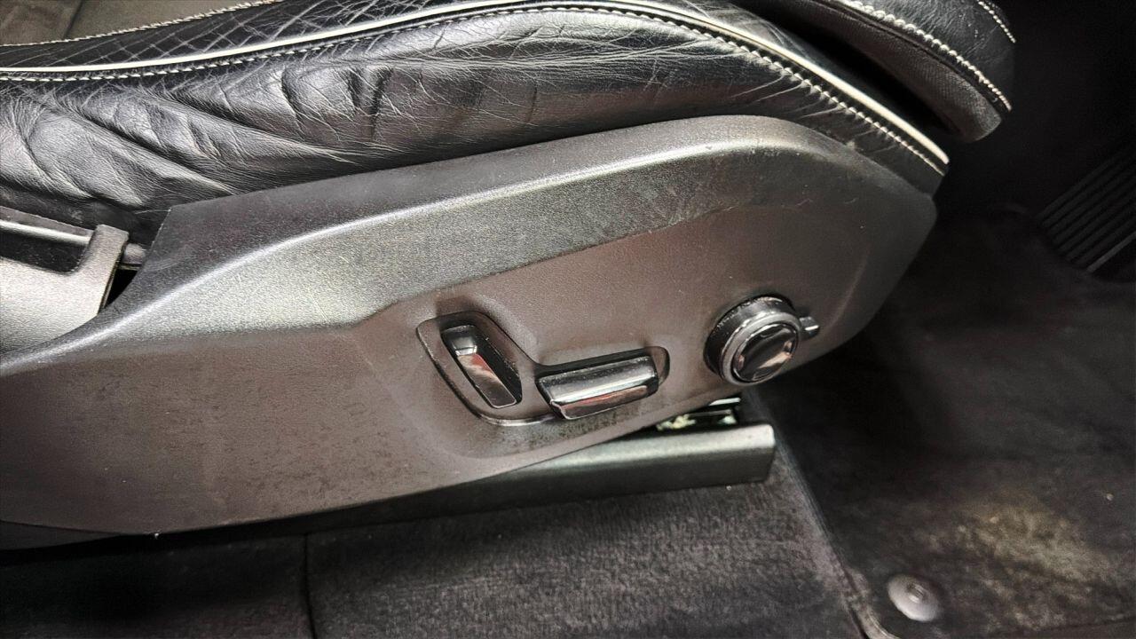Volvo XC90 view 40