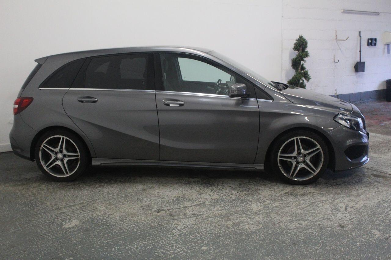 Mercedes-Benz B-Class view 4