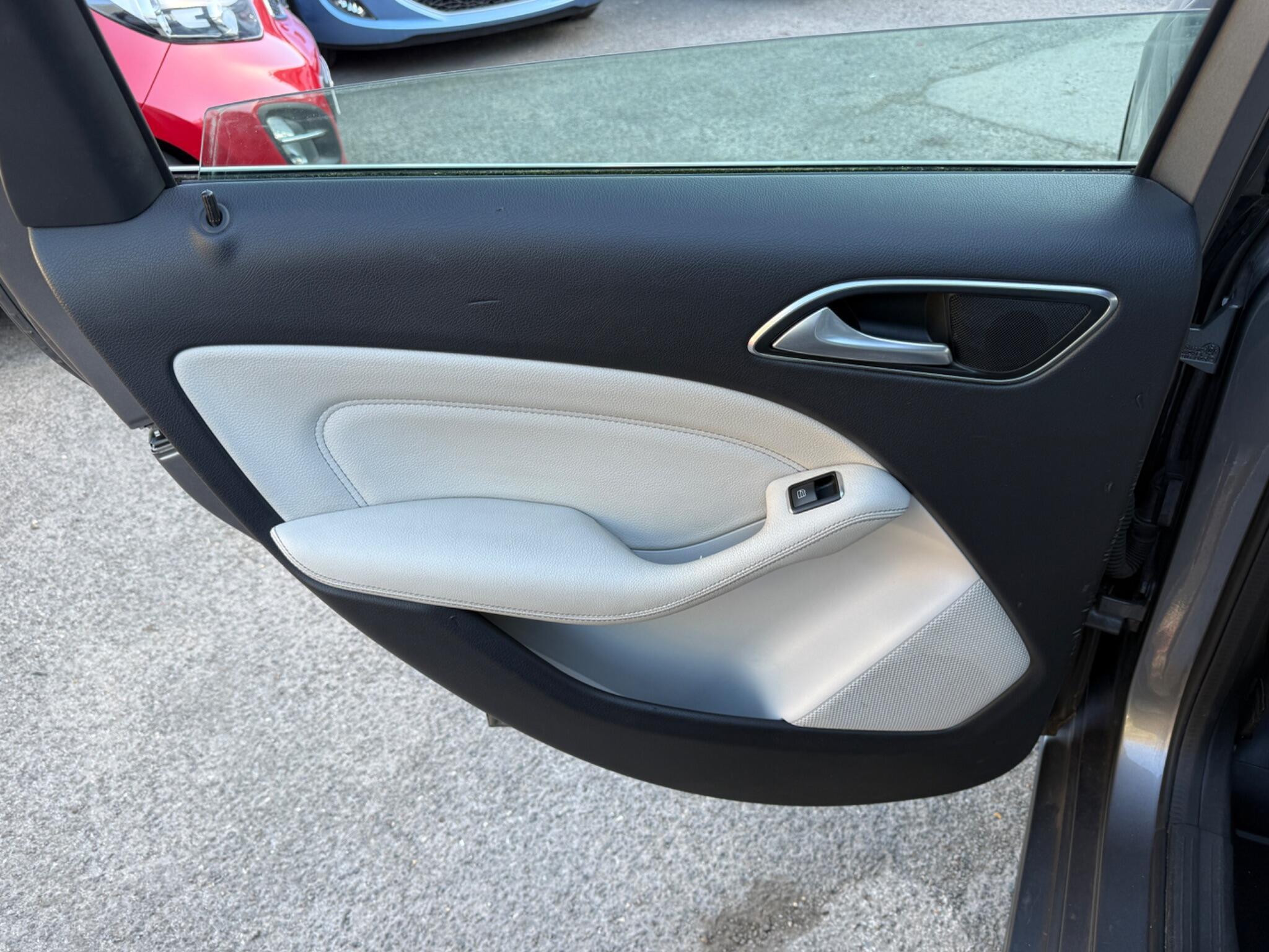 Mercedes-Benz B Class - Image 59
