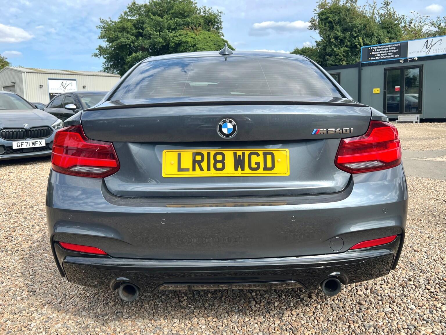 BMW 2 Series view 5